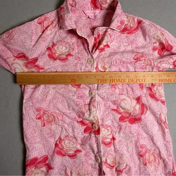 Lilly Pulitzer Pink Top Pink Flowers Buttons Cotton 3/4 Top XS Floral Blouse - Picture 10 of 10